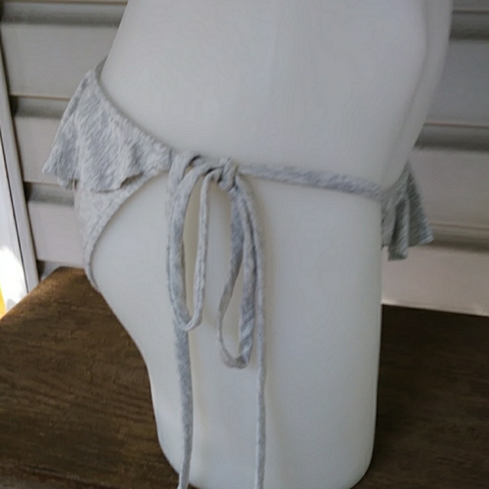 Only Hearts Ruffled String Bikini Bottoms - Picture 4 of 5